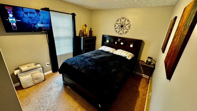 Photo - 5508 Denny Dr