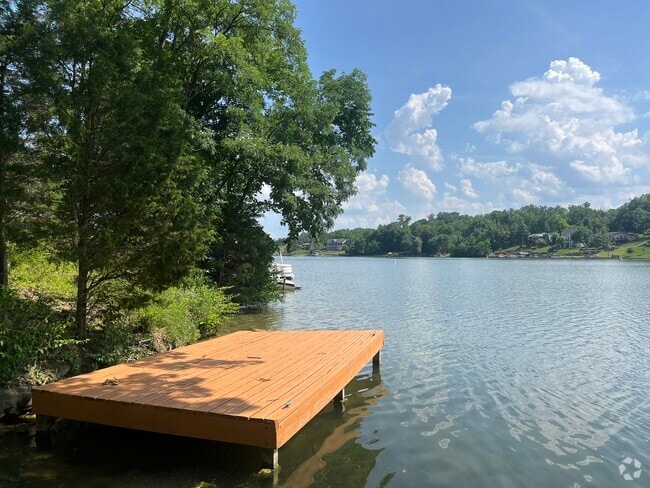 Building Photo - 20255 Longview Dr Rental