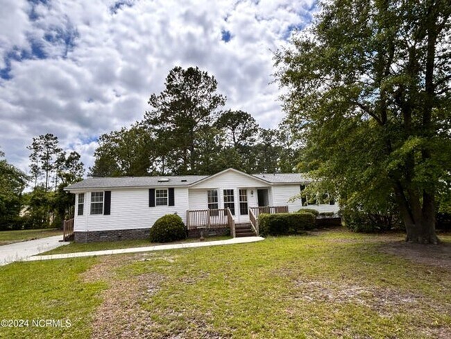 Photo - 3 Bed 2 Bath in Calabash