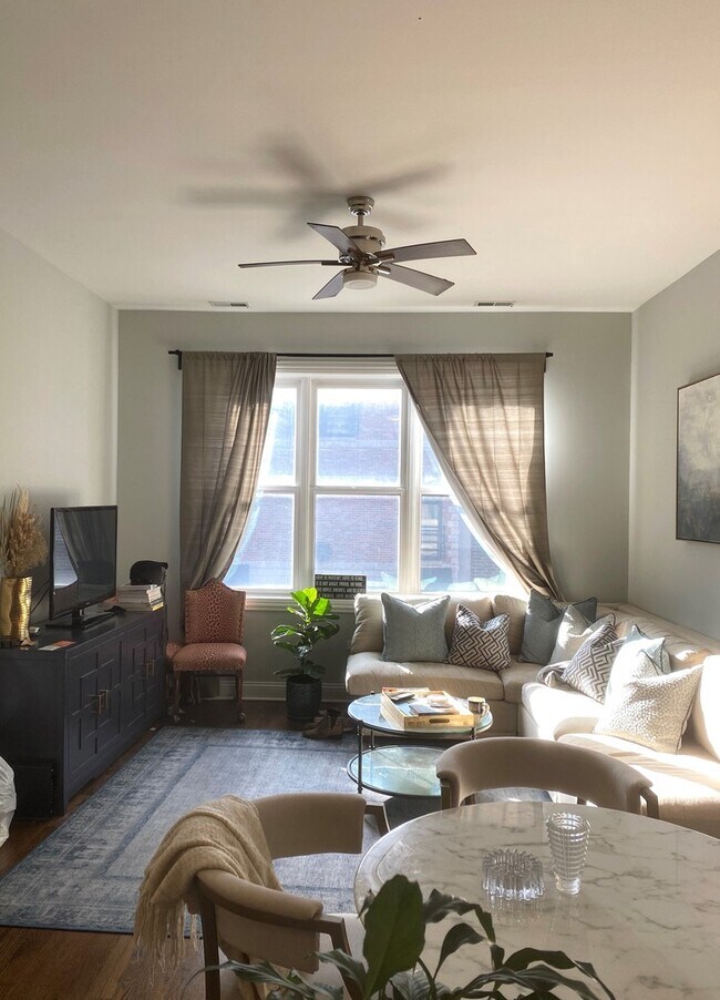 Photo - 1535 N Orleans St