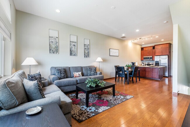 Photo - Lincoln Square Townhomes