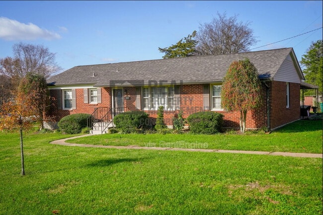 Photo - 550 Scenic Dr