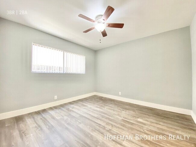 Photo - 3105 S Durango Ave Unidad 4