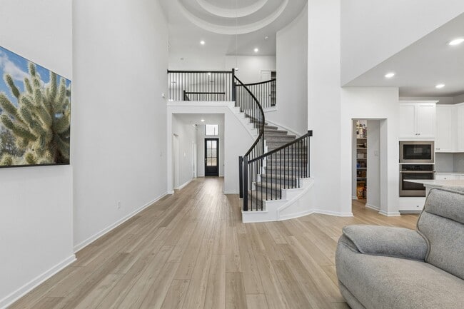 Building Photo - 2951 Tantara Dr