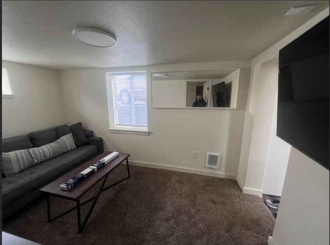 Photo - 1206 Gregory Way Unidad 3