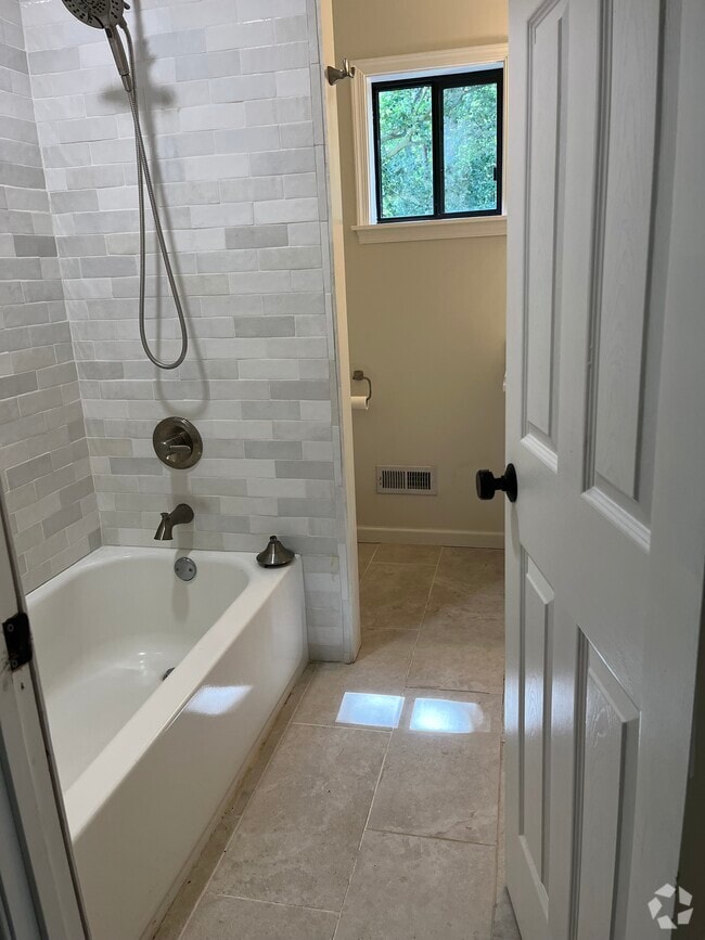Building Photo - 8540 Perch Ct Unit Second Fl Bdrm Front or B Rental