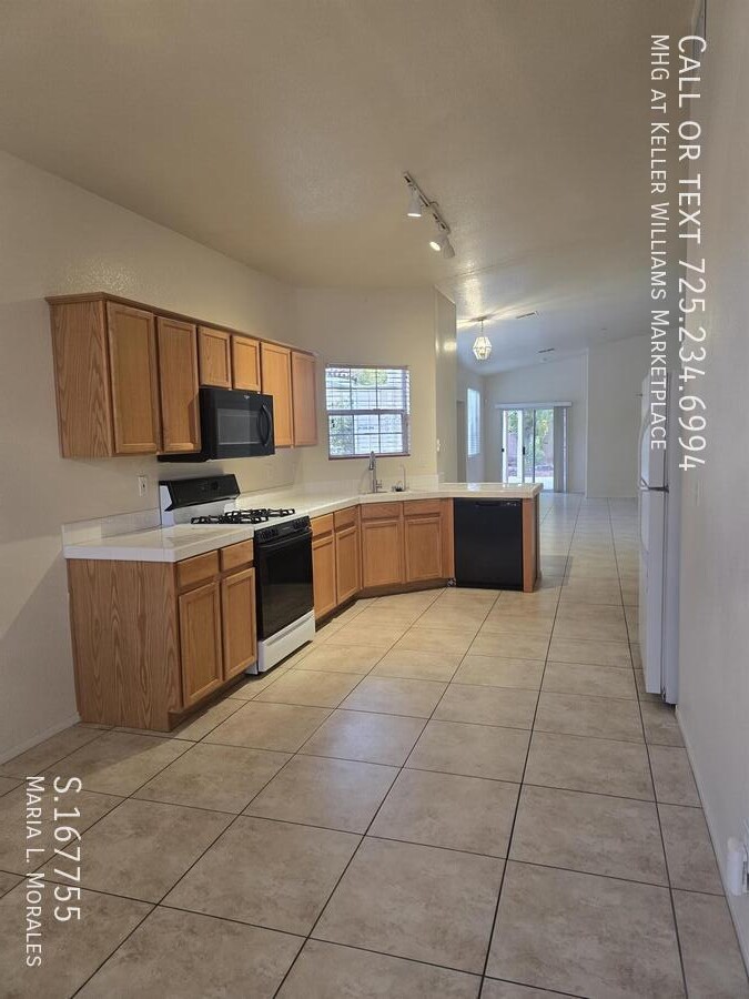 Photo - 9467 Descending Creek St