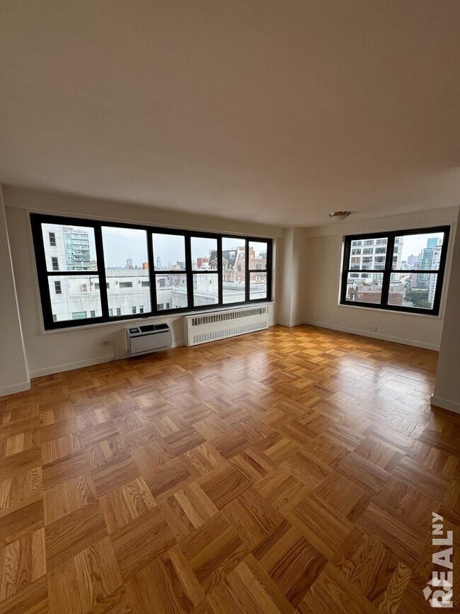 Building Photo - 145 Fourth Avenue Unit 17A Rental