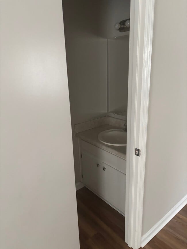 Photo - 231B Maple St