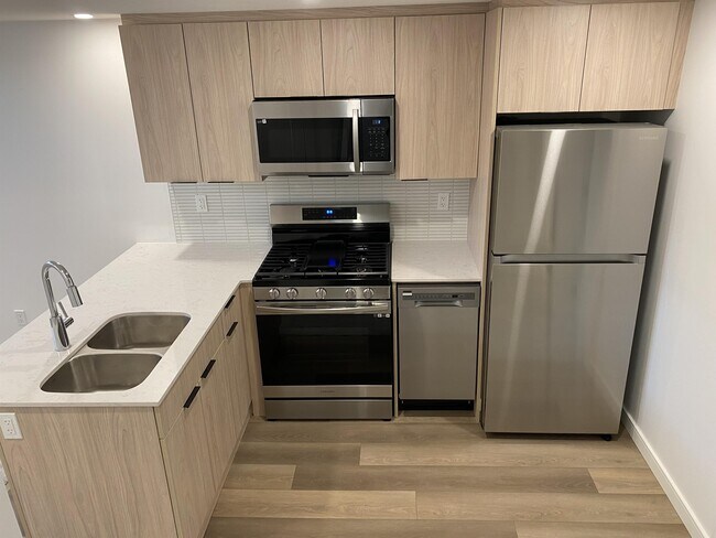 Photo - 8303-8102 102 St NW Unit 8303 BSMT 1