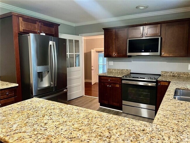 Building Photo - 2033 Univeter Rd Rental