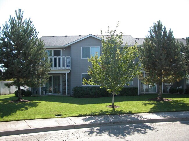 Photo - 167-Triple Crown Apts
