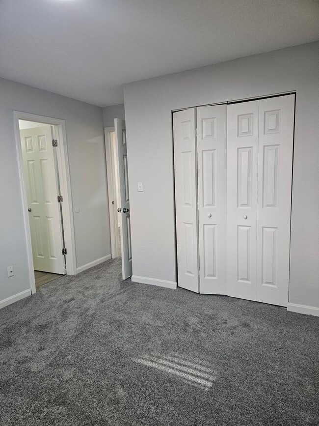 Photo - Nice 1Br/1Bath Apartment For Rent Unit Apt #33