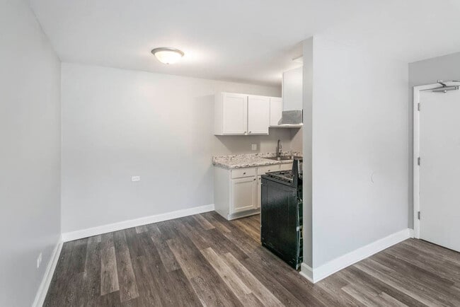 Photo - Linden Flats Apartments