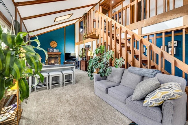 Photo - 4400 Valley Rd