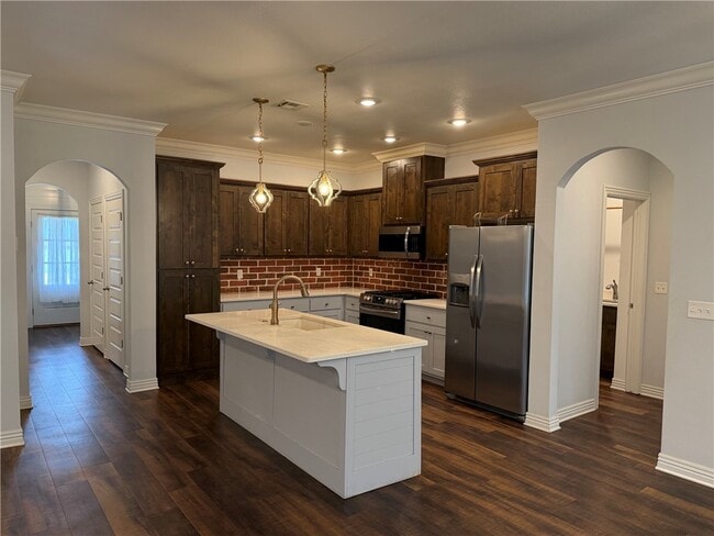 Photo - 2307 Brook Ln