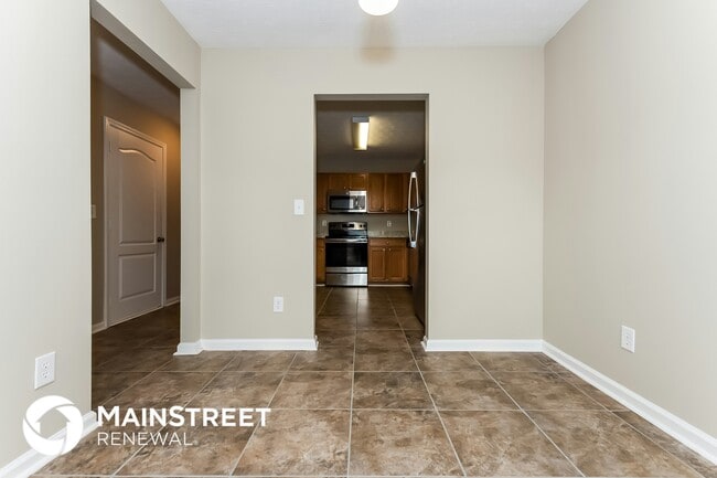 Photo - 180 Victoria Blvd