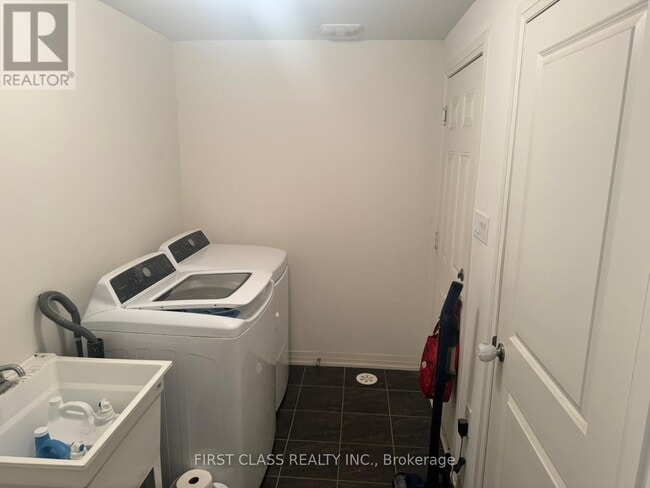 Photo - 23 Prince William Blvd