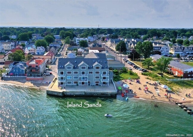 Building Photo - 12 Naugatuck Ave Unit APT A4