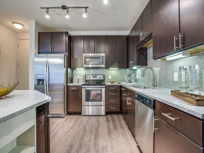 Modern Comfort with Resort-Style Amenities! - Modern Comfort with Resort-Style Amenities! Condo Unit FW2