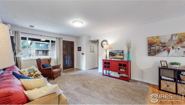 Living Room - 2840 W 21st St Unit Townhome