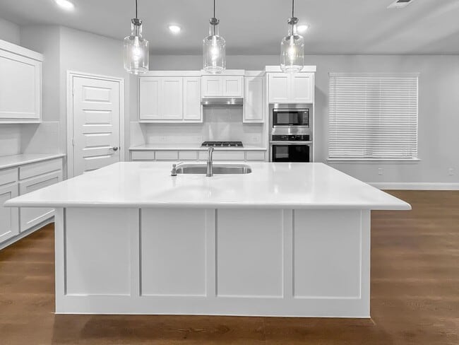 Photo - Gorgeous 3 Bedroom House for rent in Princeton !!