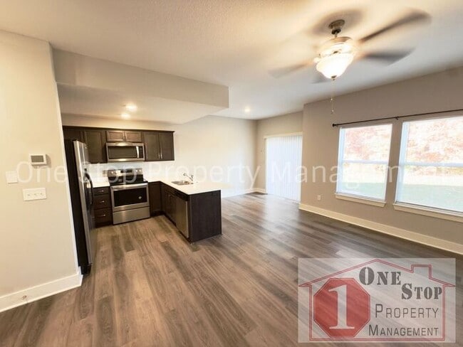 Photo - 3 Bedroom / 2.5 Bathroom Townhome in Louisburg, KS!