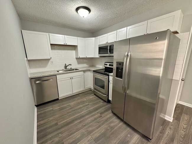 Photo - 1825 5th Way NW