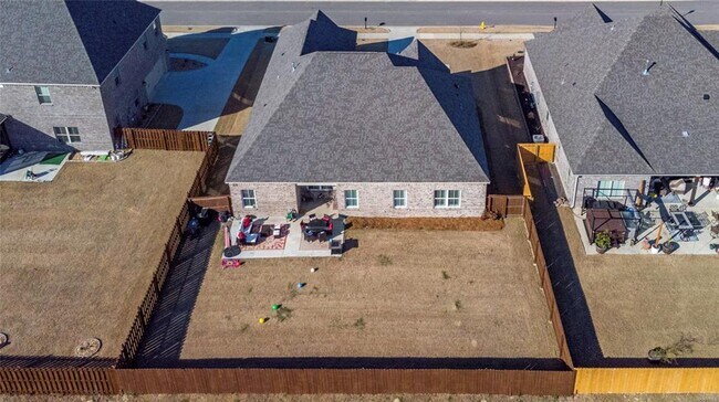 Photo - 85 Bernard St