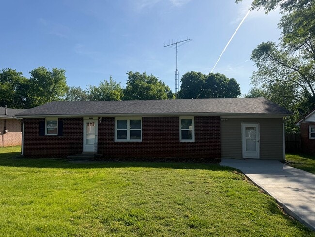 Building Photo - Audubon Dr-- 2 Bedroom 1 Bath Single family home