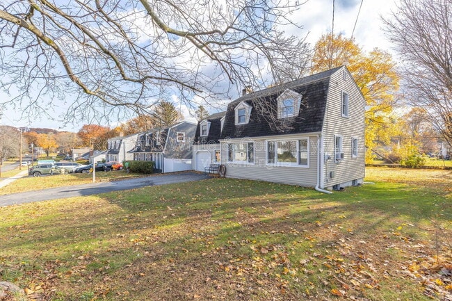 Photo - 99 Cheney Ln