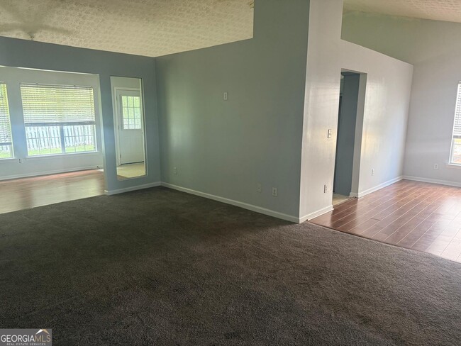 Photo - 2361 Cove Lake Way