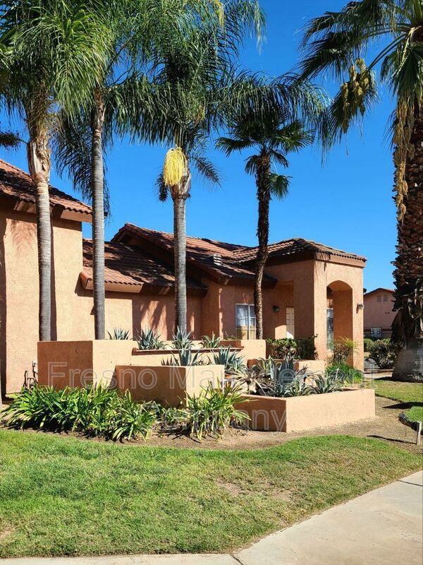 Photo - 4506 W Palo Alto Ave Condo Unit 106