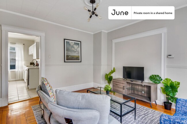 Photo - Room in Shared 3 bed/1 bath home Unit C