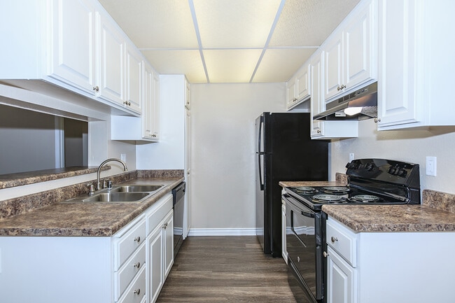 Raintree Apartment Homes