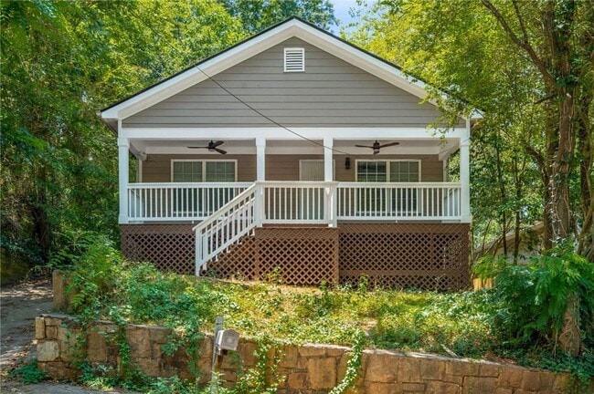 Photo - 1001 Sims St SW