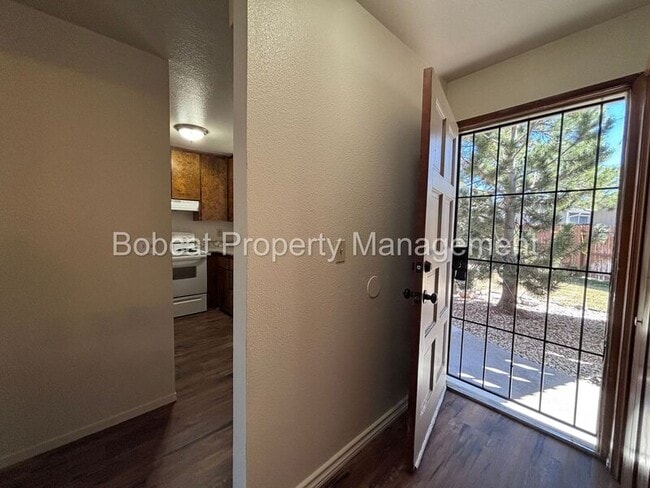 Photo - 1516 South Ct Unit A