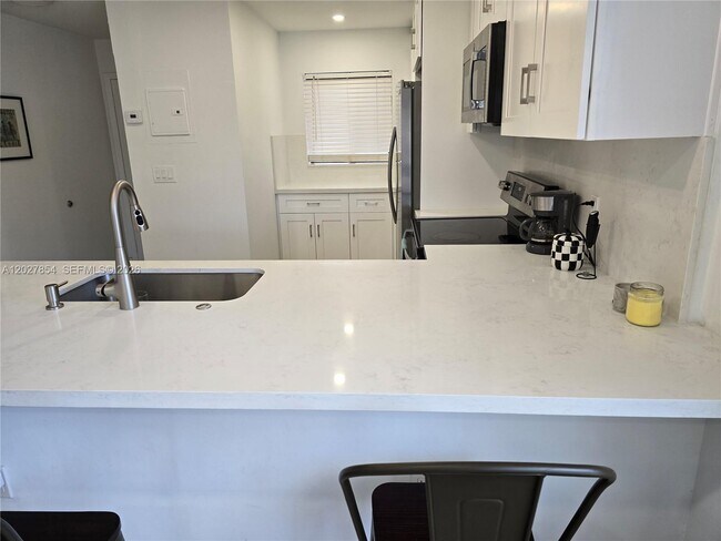 Photo - 2514 Taylor St Unit 10