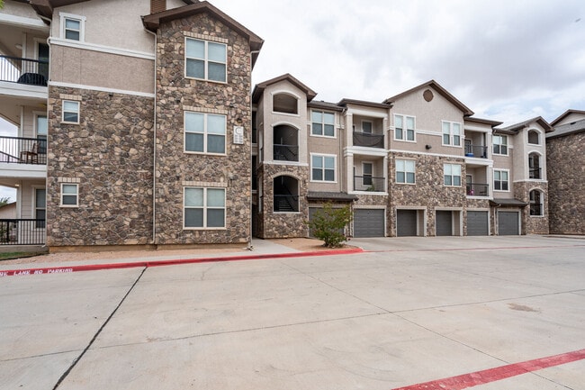 Tradewinds Apartments
