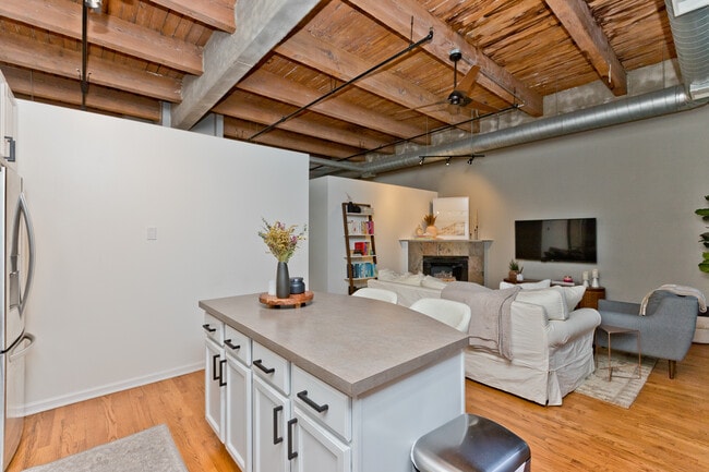 Photo - 215 N Aberdeen St Unit 403B