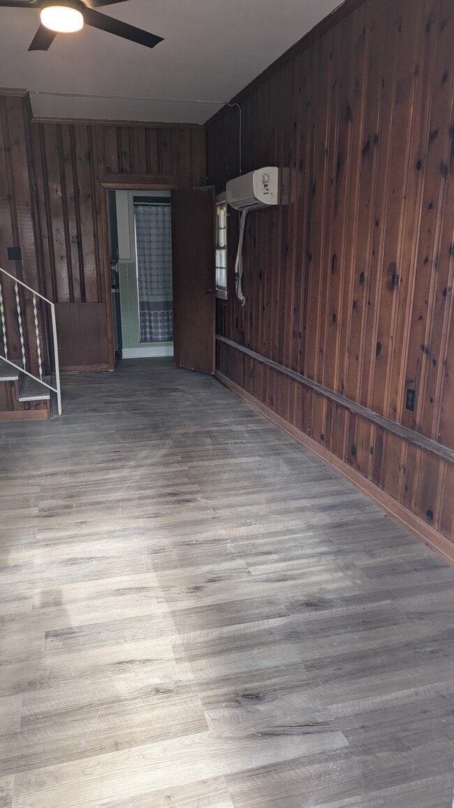 Photo - 613 Vantrease Rd