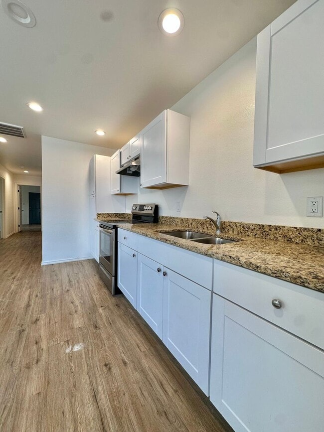 Photo - NOW AVAILABLE - Newly Built Duplex Available For Lease