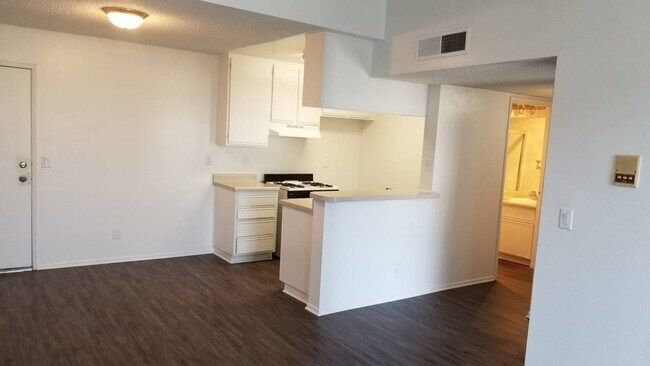 Park View Apartments - Park View Apartments