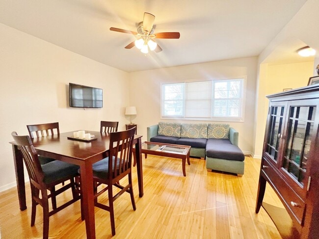 Photo - W Queen St. #224 Unit W Queen St #224A