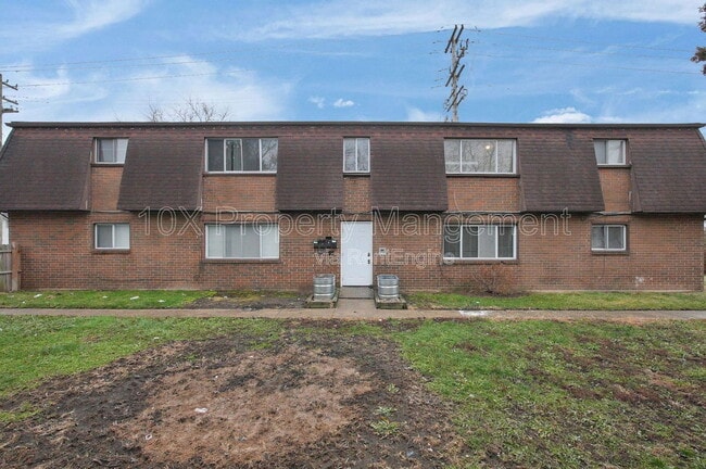 Building Photo - 2872 Howey Rd Unit D