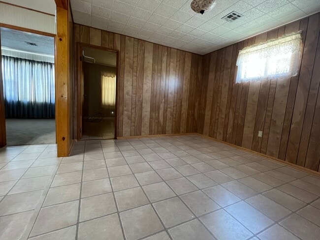 Photo - 606 SW 26th Pl