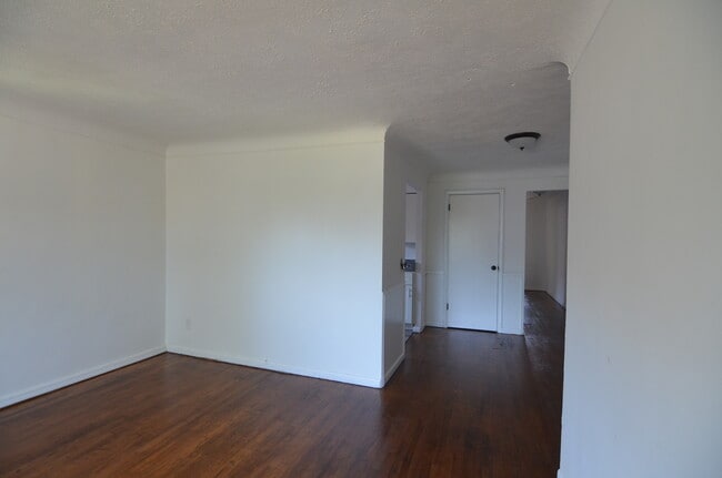 Photo - 7121 Delaware Ave Unidad 4