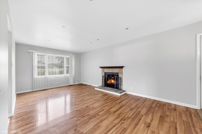 Photo - 17861 Princeton Ln