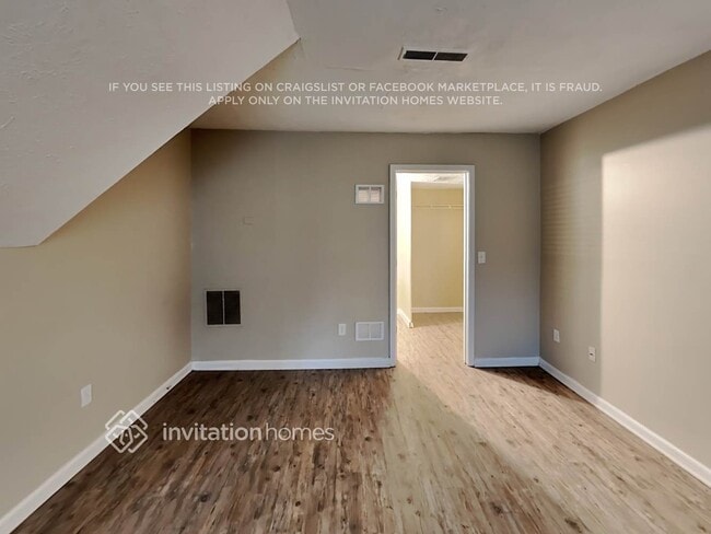 Photo - 880 Highland Terrace NE