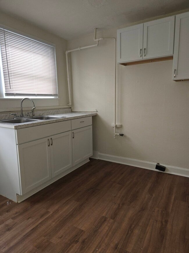 Photo - 1346 S Sheffield Ave